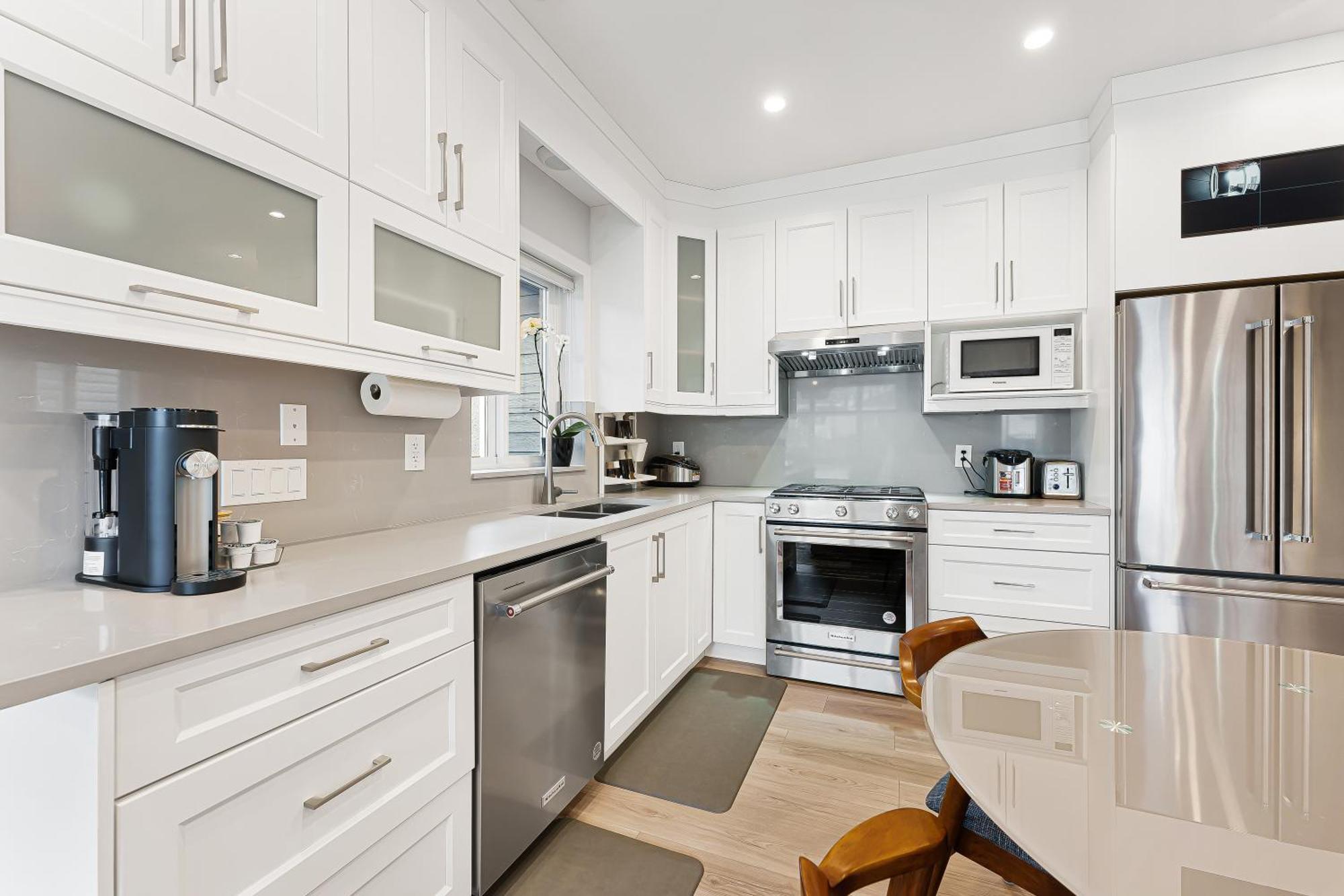 Hospedagem domiciliar Charming 3br In A Lovely Neighborhood Vancouver